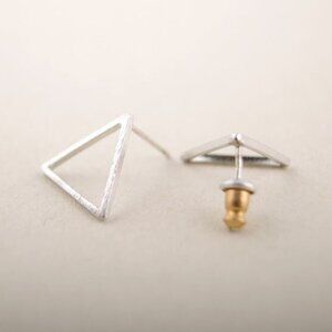 Modern jewelry fashion earrings stud studs triangle triangular minimalist new
